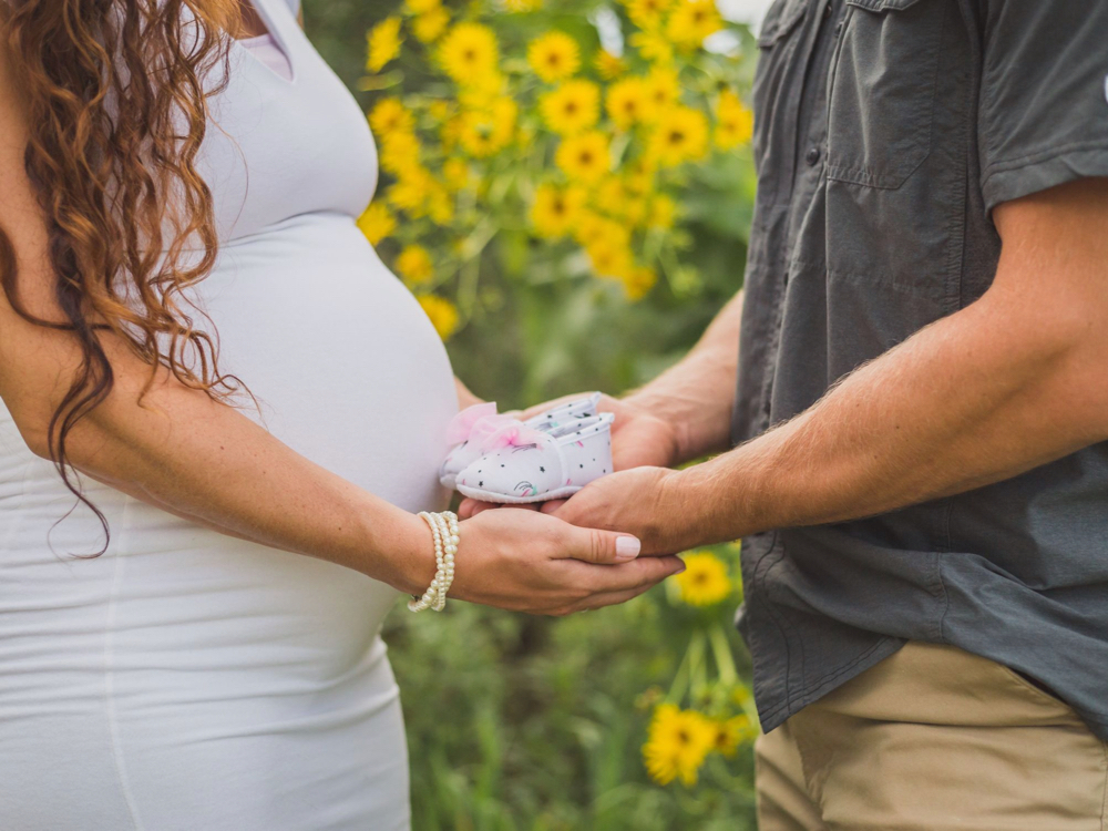 Experience pregnancy and birth with joy and confidence